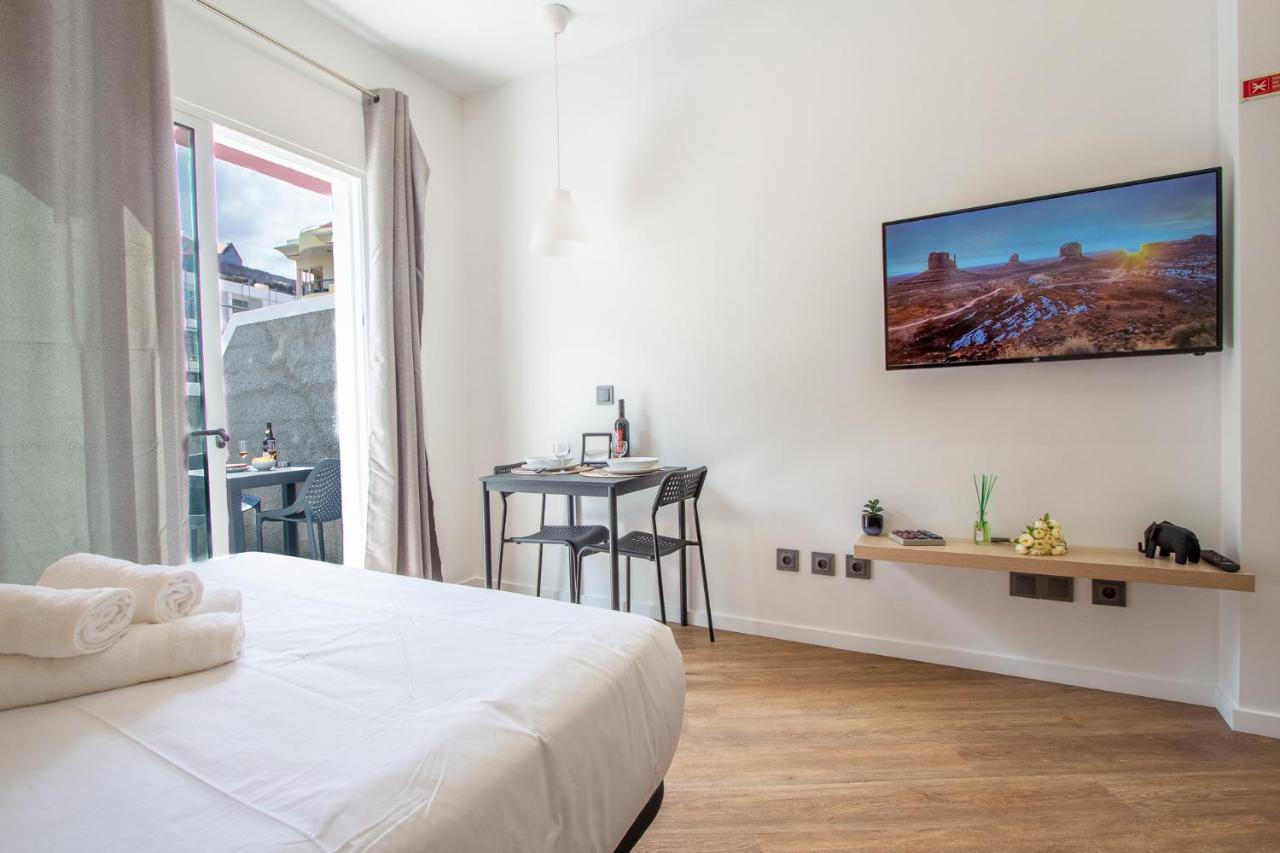 The Jolie - Apartments By The Ocean Porto Moniz Exterior photo