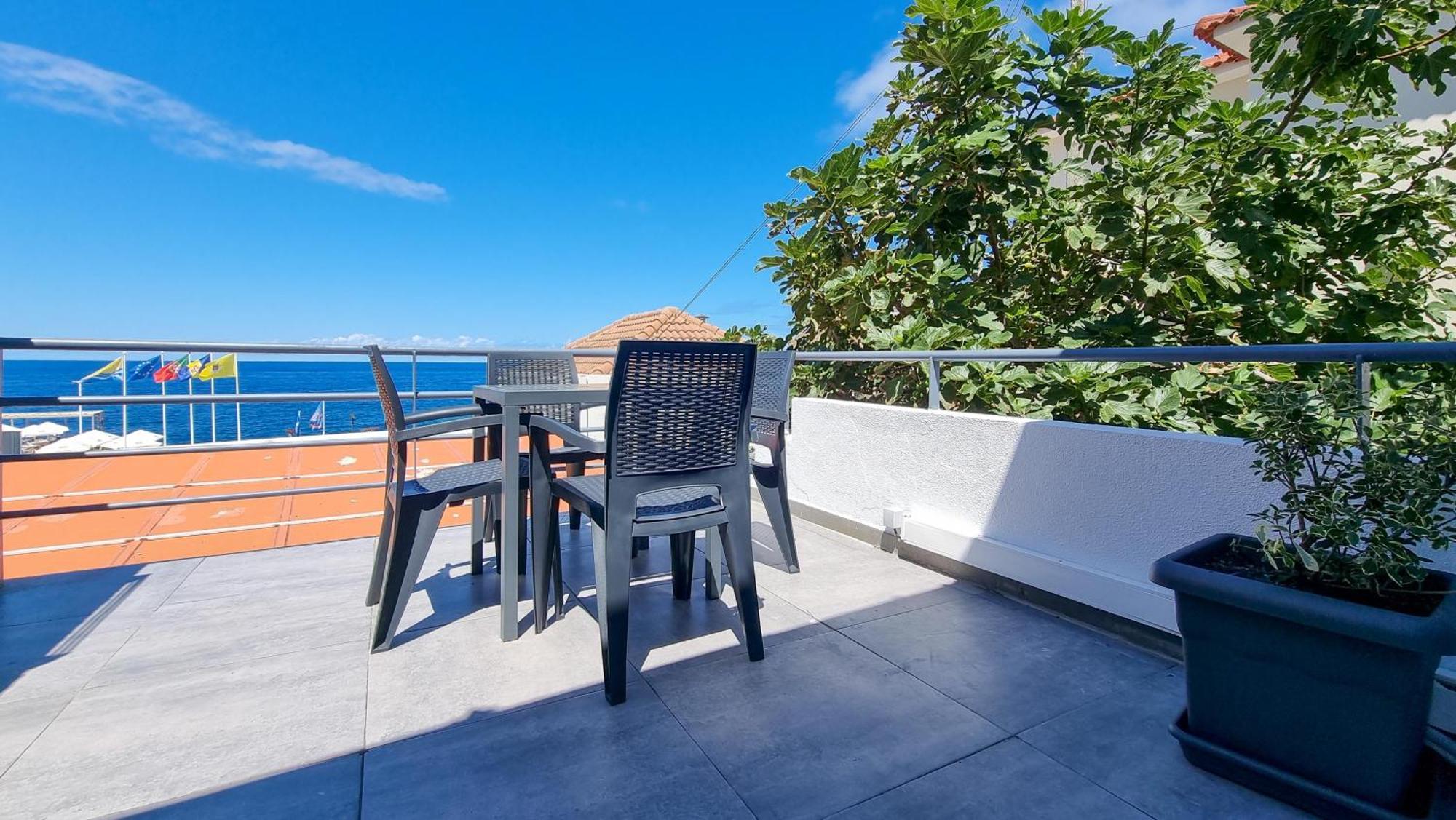 The Jolie - Apartments By The Ocean Porto Moniz Exterior photo