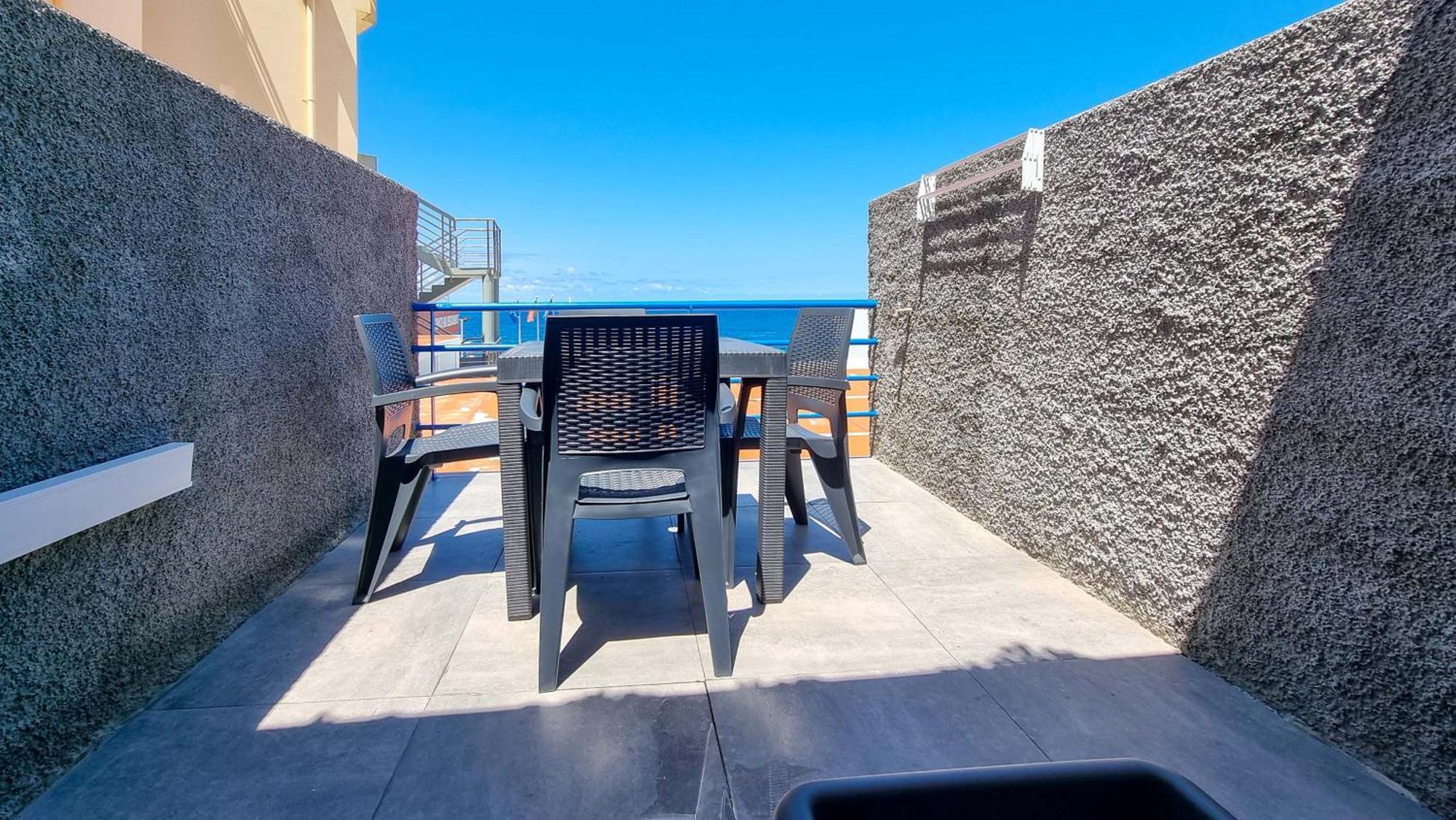The Jolie - Apartments By The Ocean Porto Moniz Exterior photo