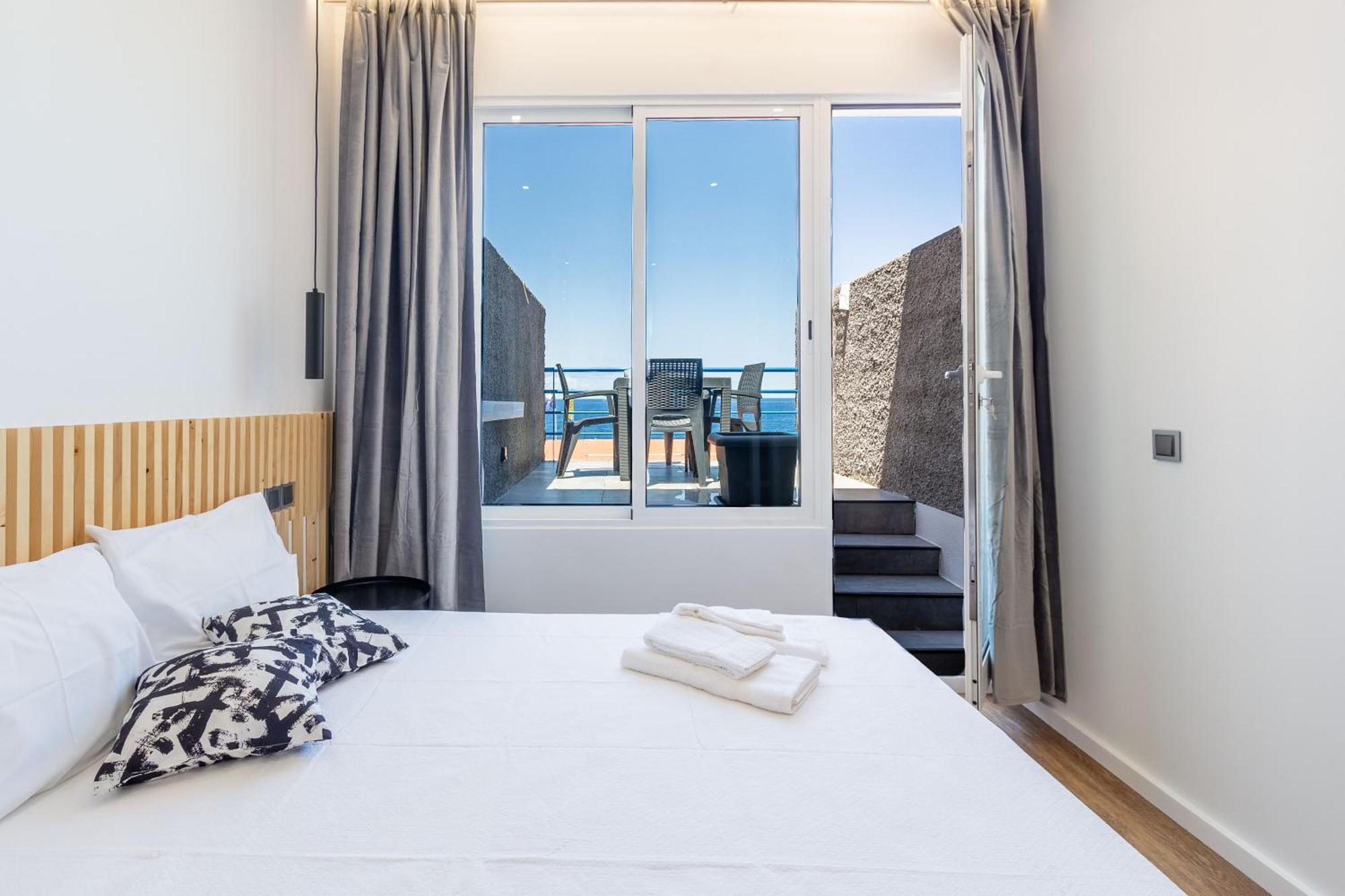 The Jolie - Apartments By The Ocean Porto Moniz Exterior photo